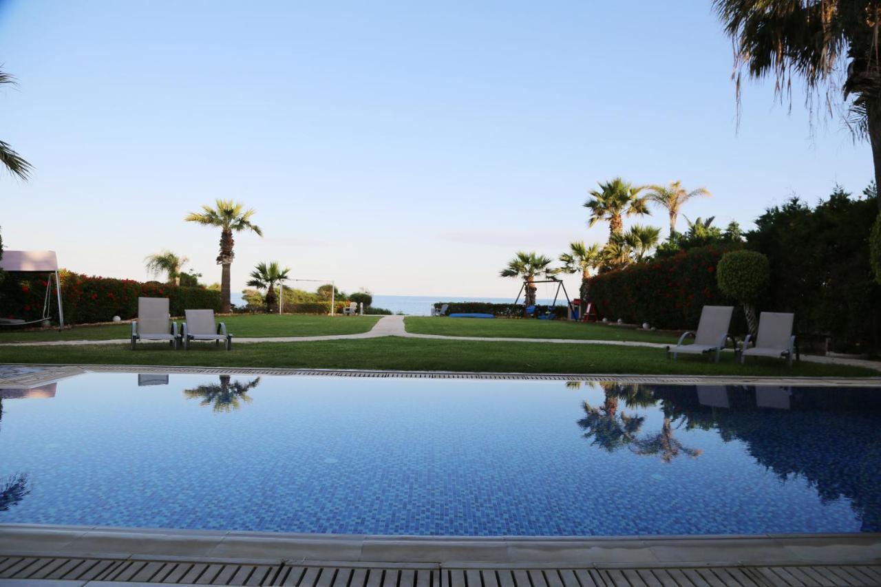 Ionion Beachfront Villa Agia Napa Exterior foto